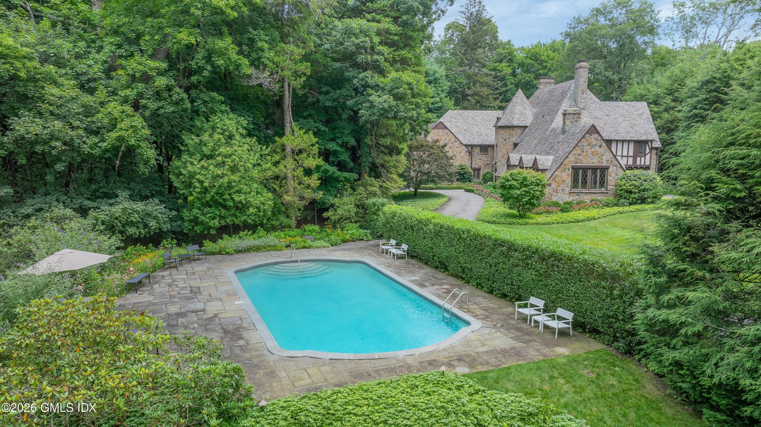 001-484375-DJI_20250706113631_0001_D_142