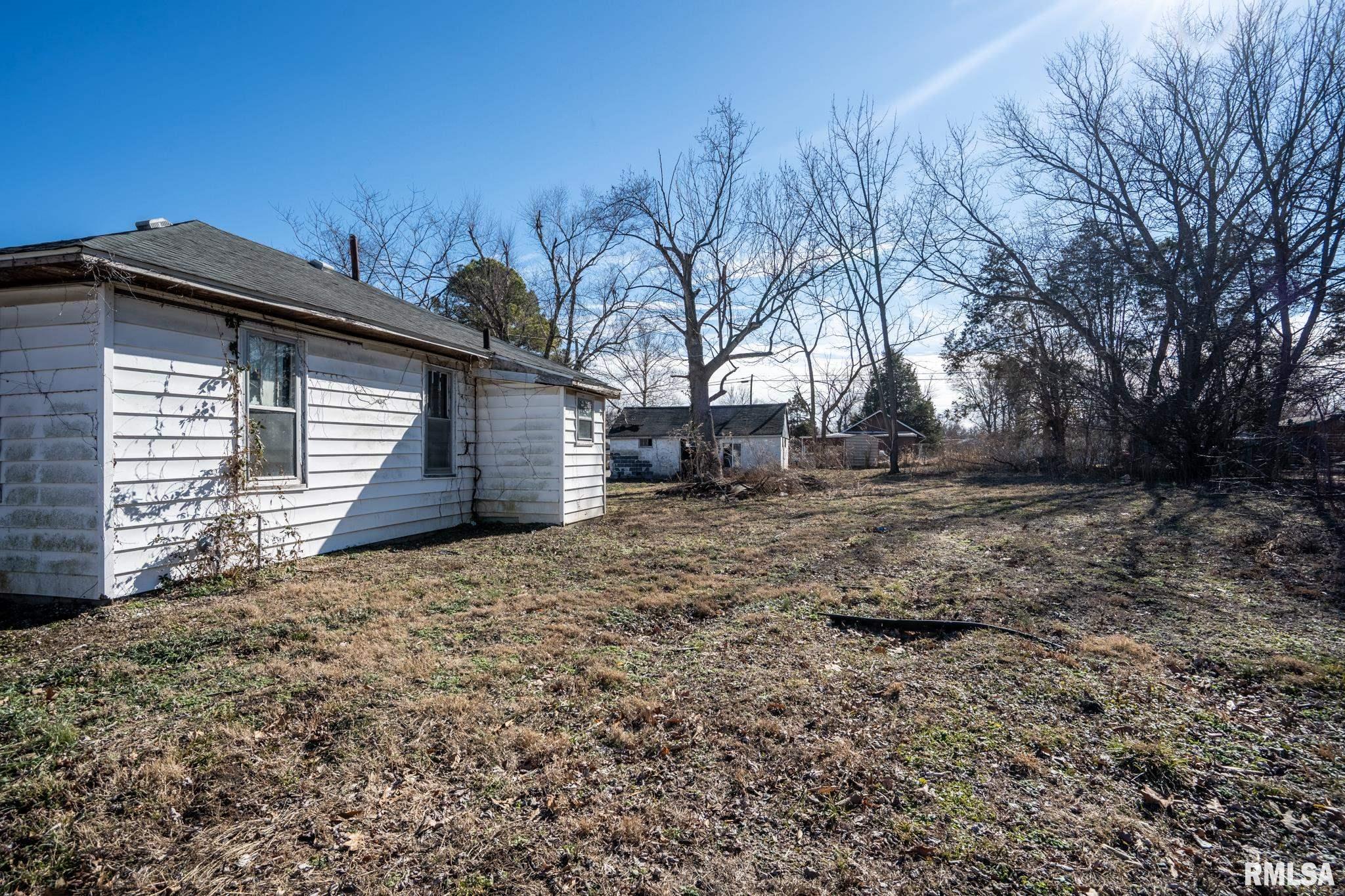 1500 West Adams Street Herrin, IL 62948 - Photo 4 of 9