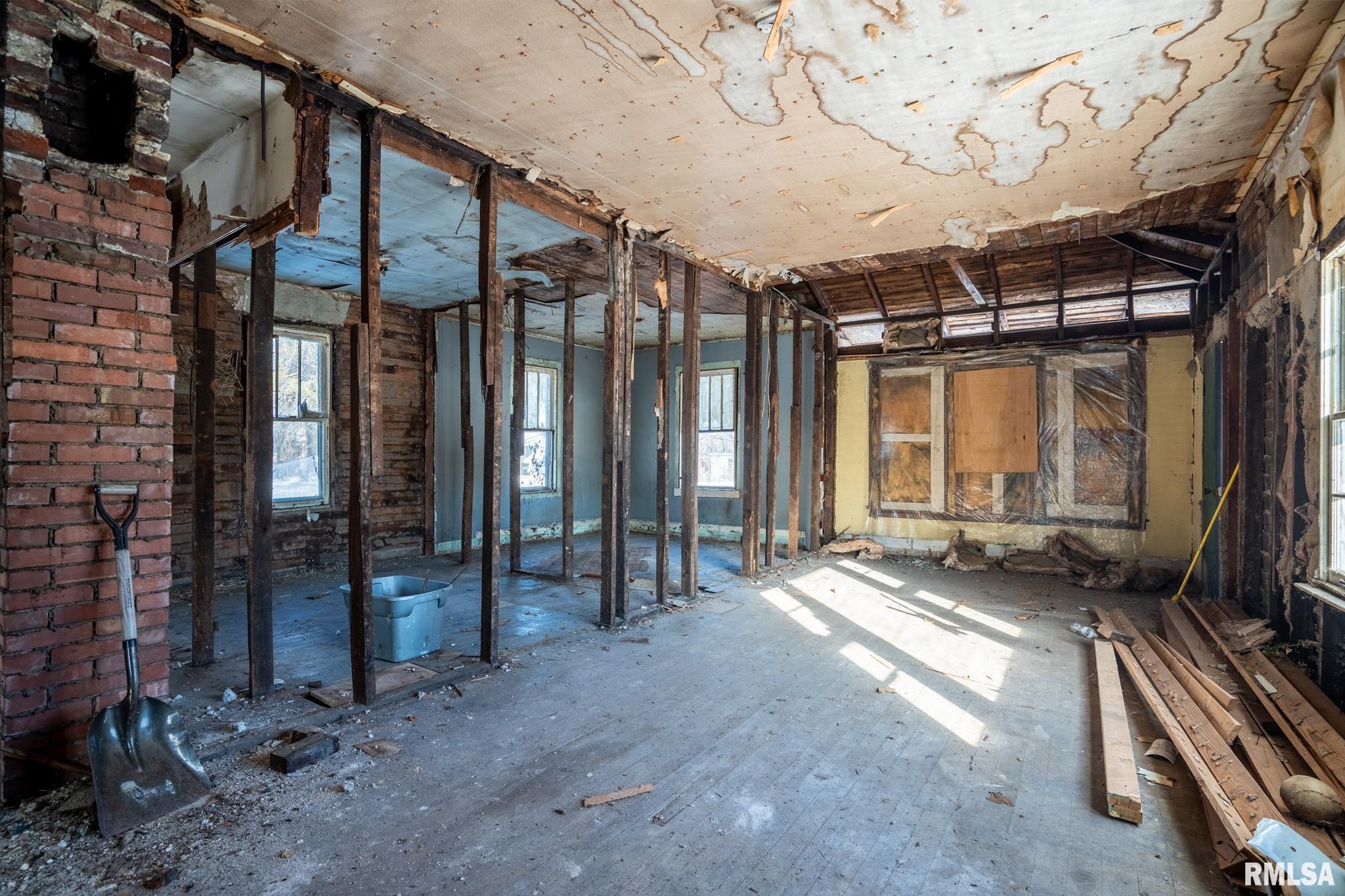 1500 West Adams Street Herrin, IL 62948 - Photo 6 of 9