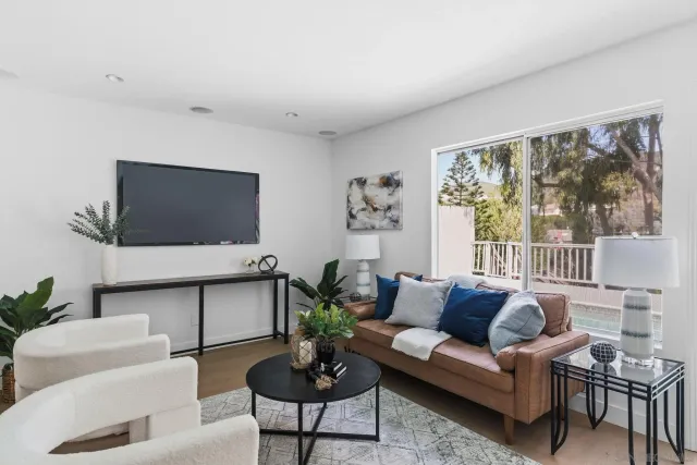 $988,800 | 13779 Paseo Cardiel, San Diego, CA 92129