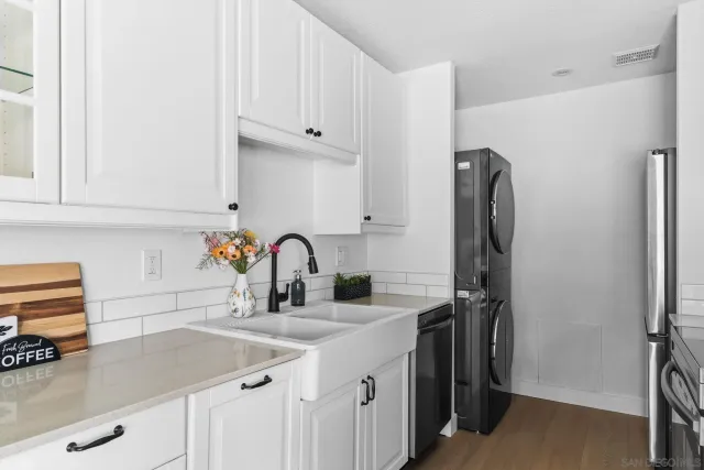 $988,800 | 13779 Paseo Cardiel, San Diego, CA 92129