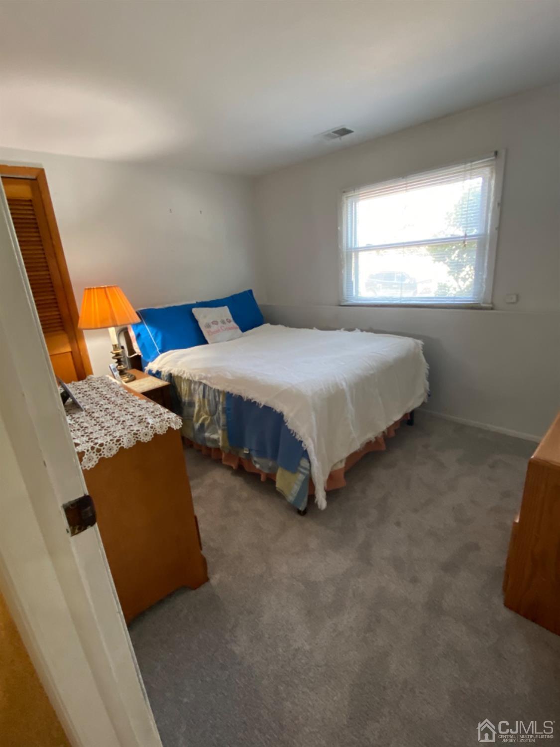 49 Wellington Road East Brunswick, NJ 08816 - Photo 12 of 17 Gallery Image 12