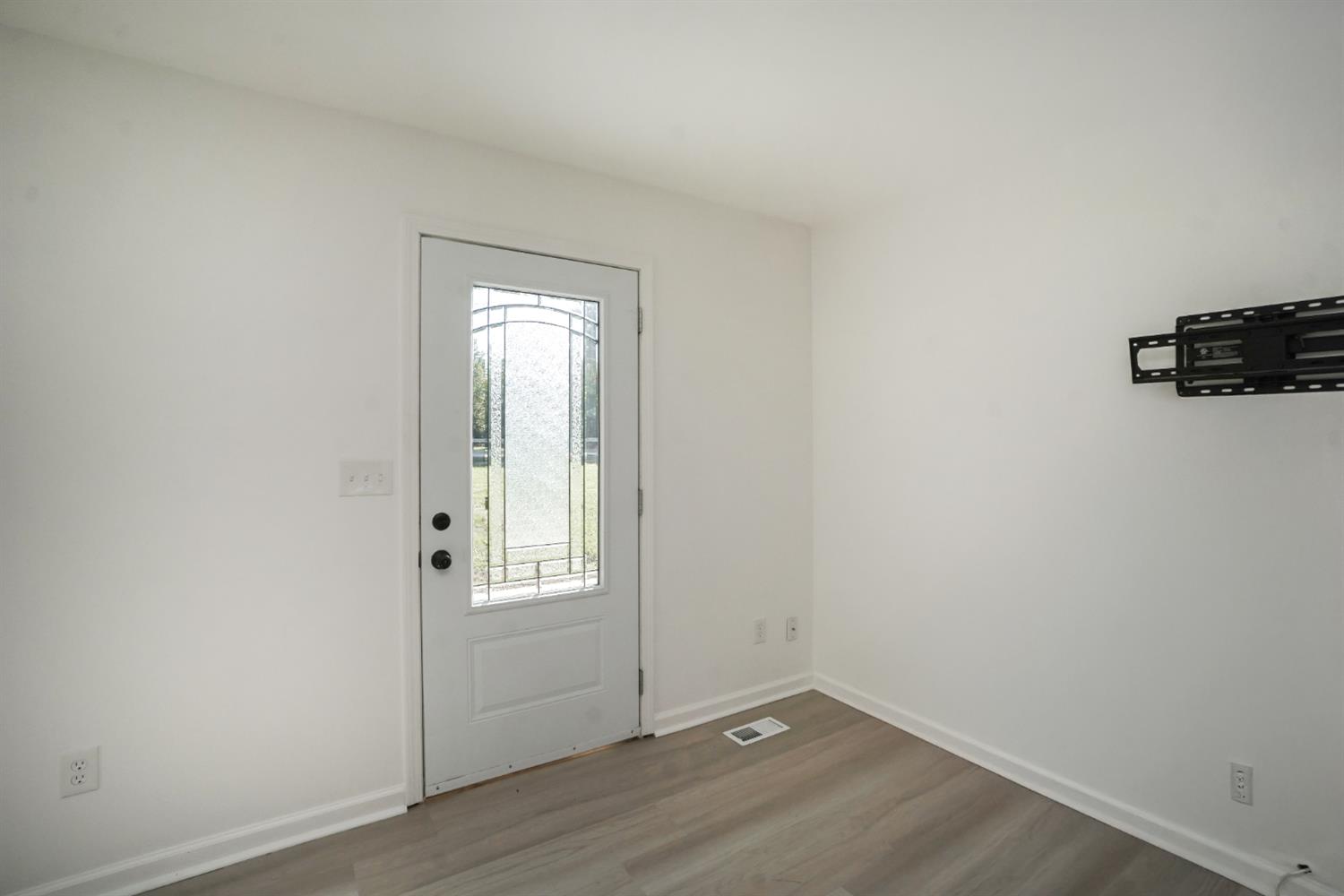 24833 Sawdon Ridge Road Guilford, IN 47022 - Photo 4 of 45