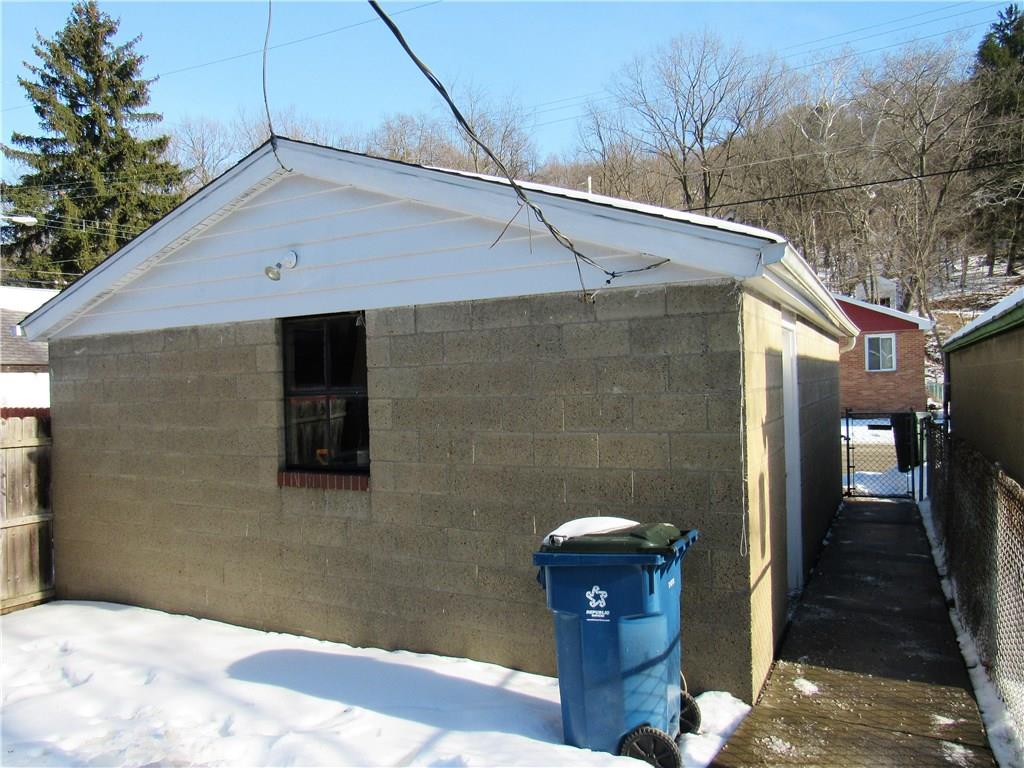 1426 Evergreen Road Pittsburgh, PA 15209 - Photo 4 of 25 Gallery Image 4