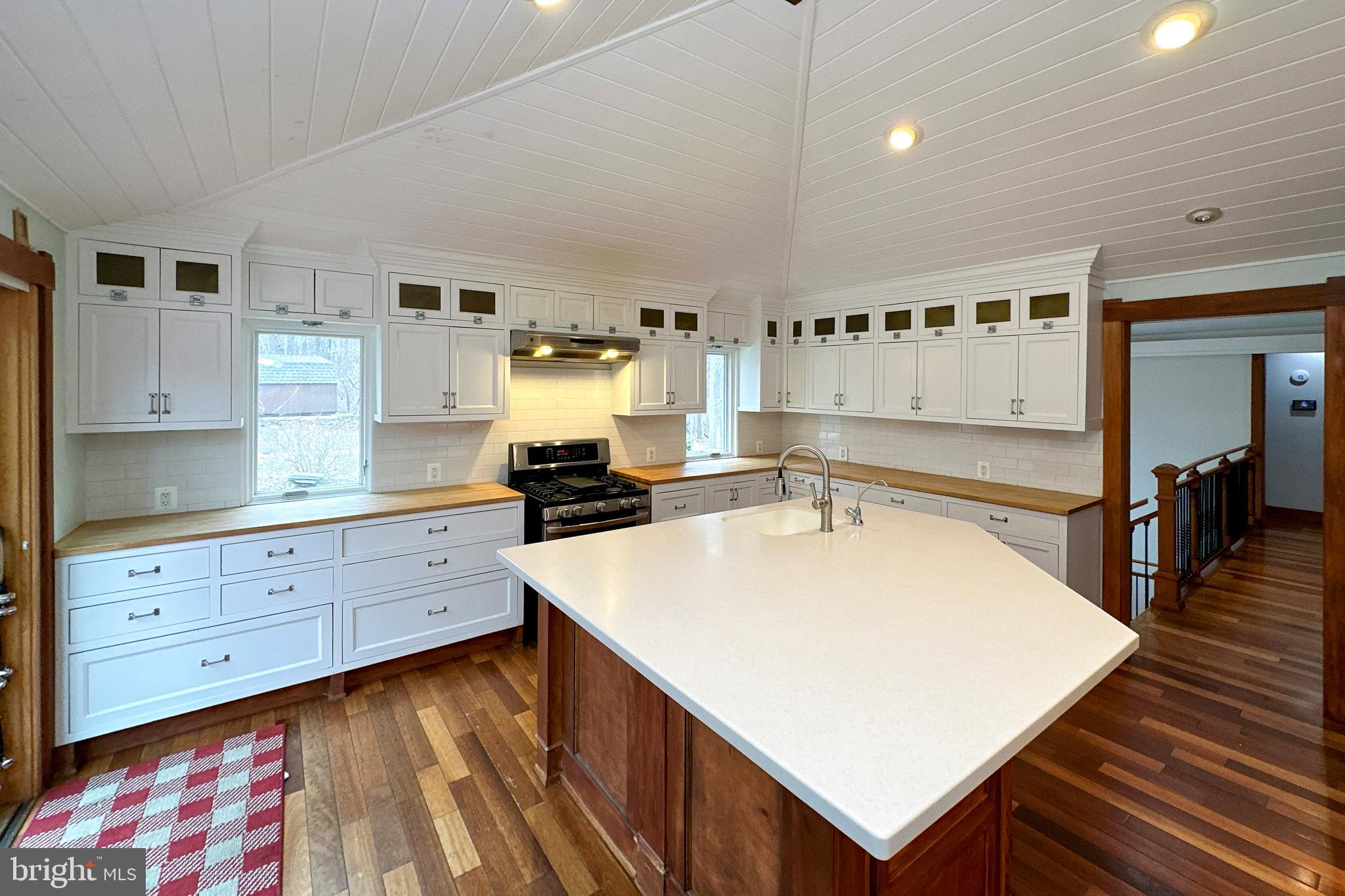 19 Ridgeview Road Princeton, NJ 08540 - Photo 8 of 33