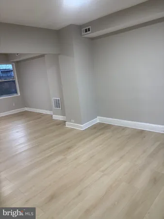 $1,250 | 5236 St Charles Avenue, Baltimore, MD 21215
