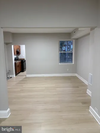 $1,250 | 5236 St Charles Avenue, Baltimore, MD 21215