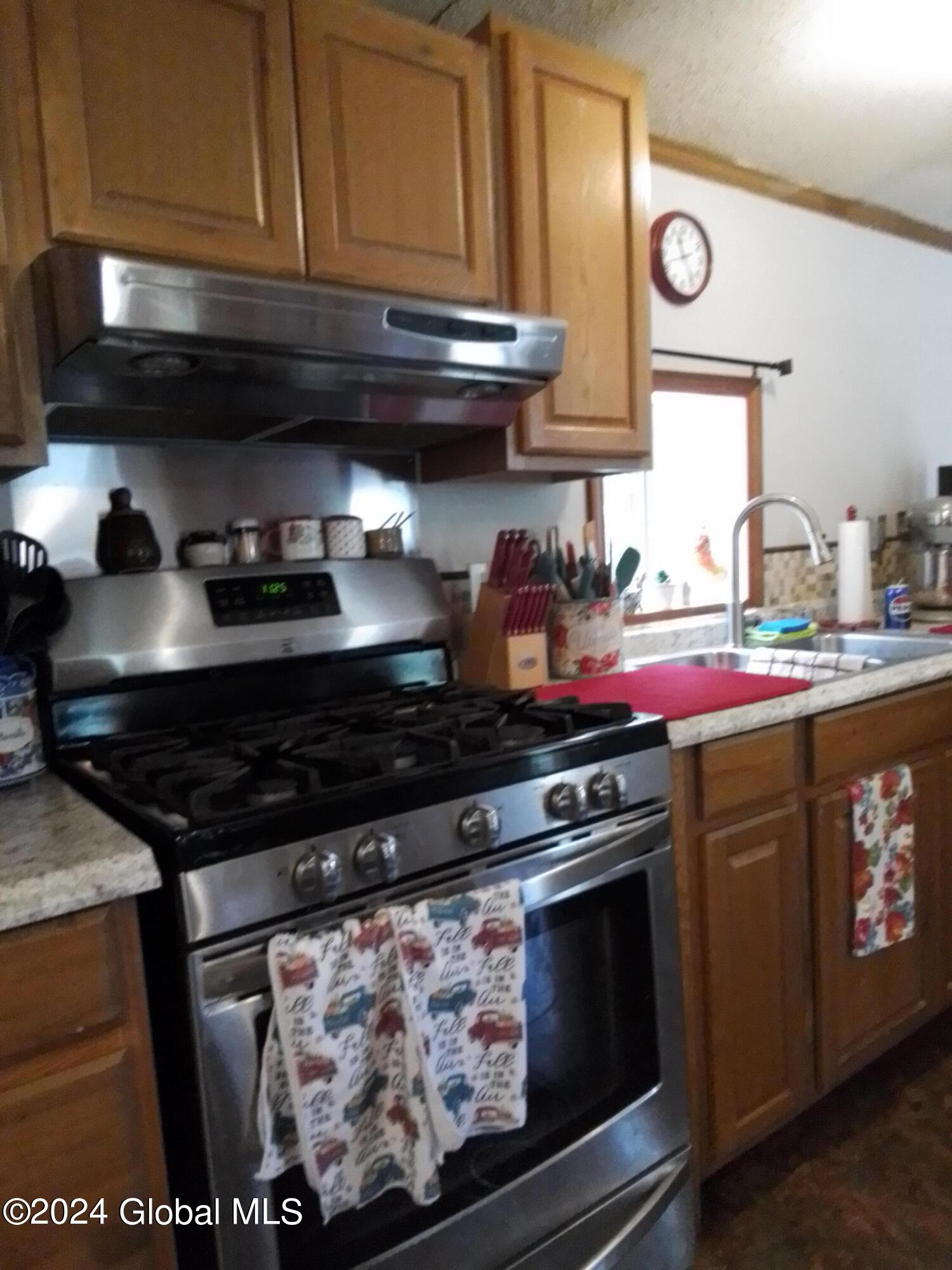 5 Marcelle Lane Lake George, NY 12845 - Photo 22 of 46 20240711_112611