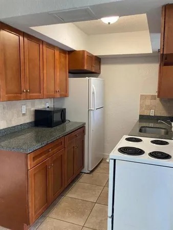 $1,495 | 513 Southwest 2nd Court, Unit 3, Pompano Beach, FL 33060