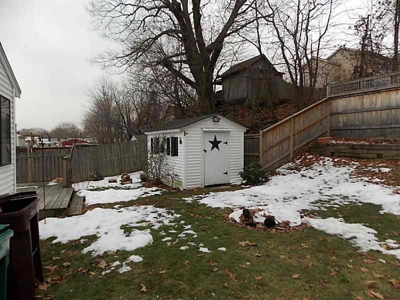 338 9th Avenue Woonsocket, RI 02895 - Photo 18 of 19 Yard/Garden.