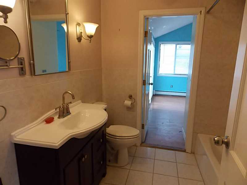 338 9th Avenue Woonsocket, RI 02895 - Photo 9 of 19 Bathroom.