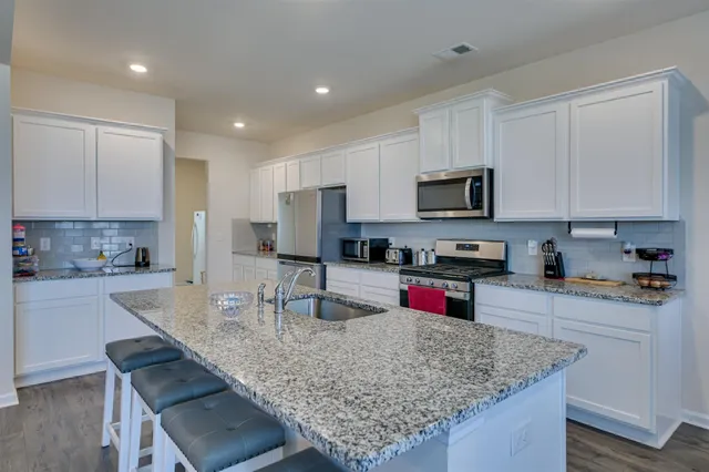 $400,000 | 240 Byzantine Lane, Graniteville, SC 29829