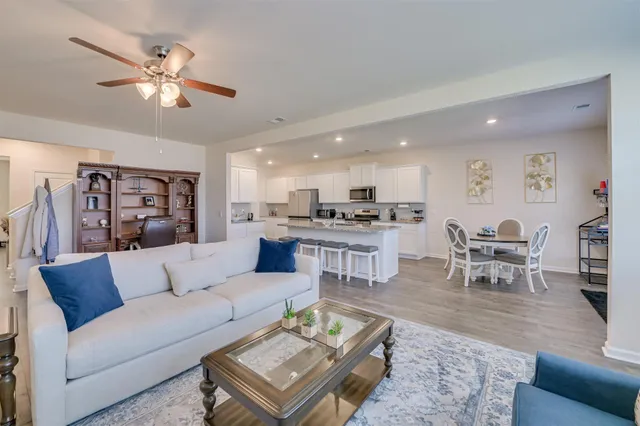 $400,000 | 240 Byzantine Lane, Graniteville, SC 29829