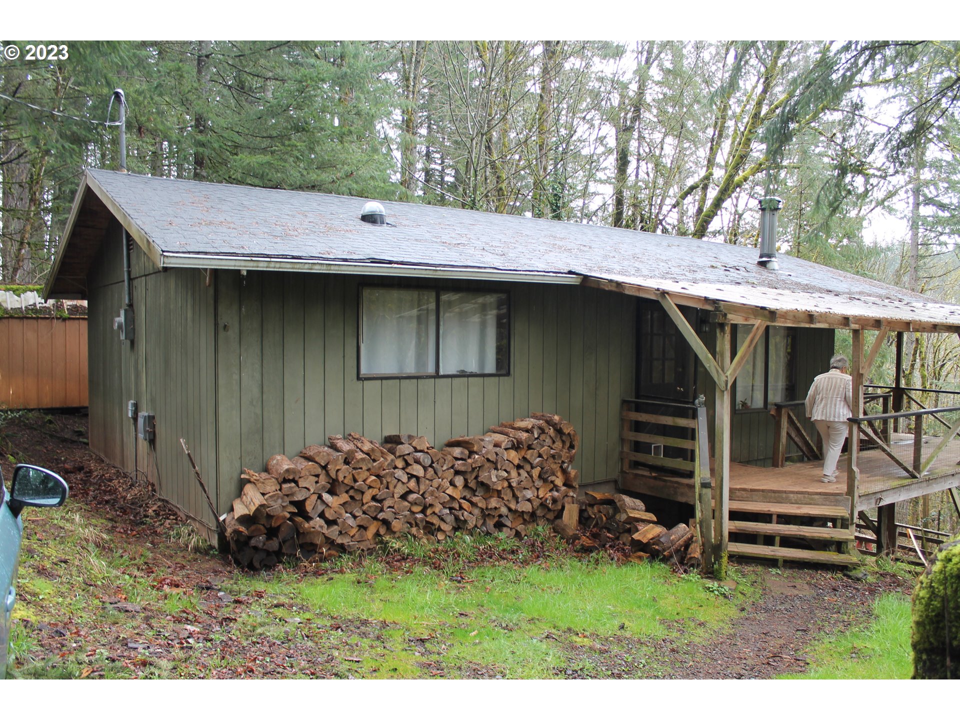 19830 South Hinkle Road Oregon City, OR 97045 - Photo 1 of 47 a view of a house with a yard
