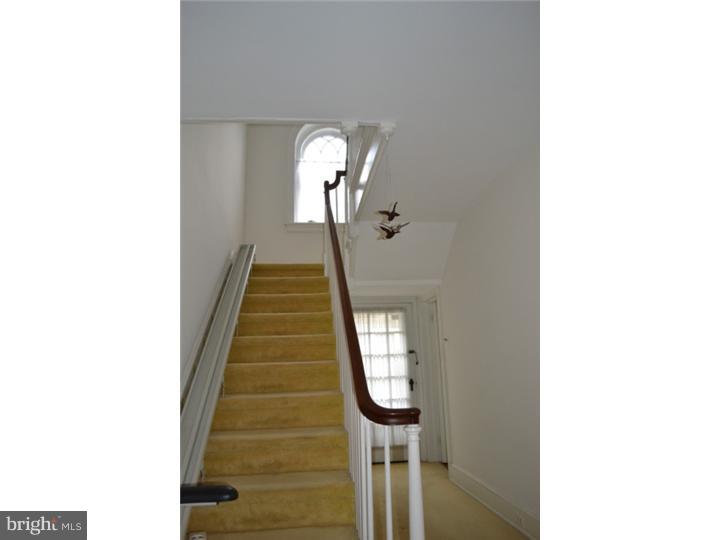 2601 West Darby Road Havertown, PA 19083 - Photo 5 of 18 Hallway