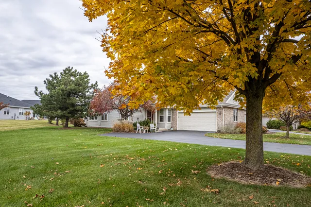 $340,000 | 1224 Steeplechase Drive, Watertown, WI 53094
