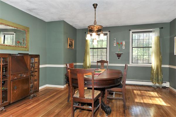 601 Rutland Street Carlisle, MA 01741 - Photo 4 of 13 Gallery Image 4