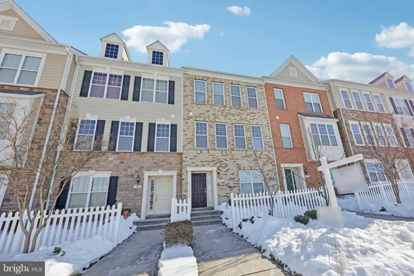 $479,990 | 7206 Wood Meadow Way, Lanham, MD 20706