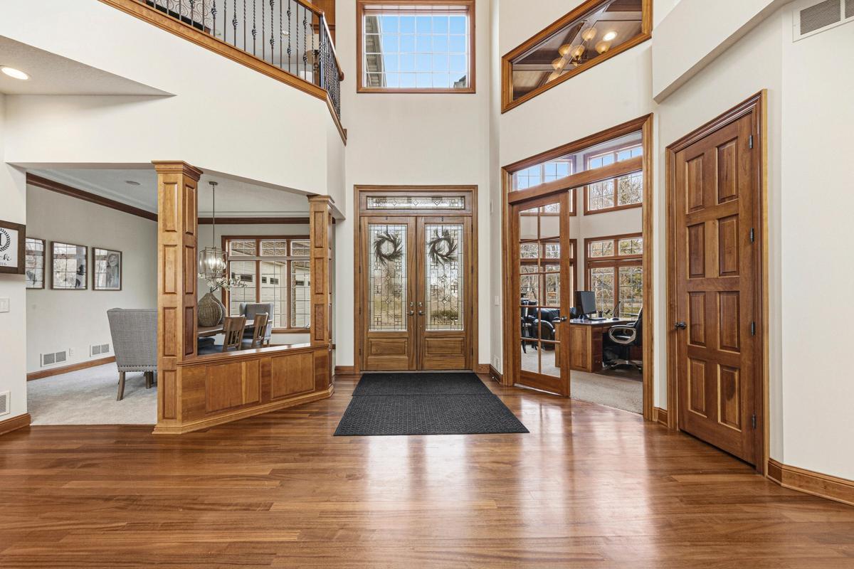 16027 Northwood Road Northwest Prior Lake, MN 55372 - Photo 4 of 129