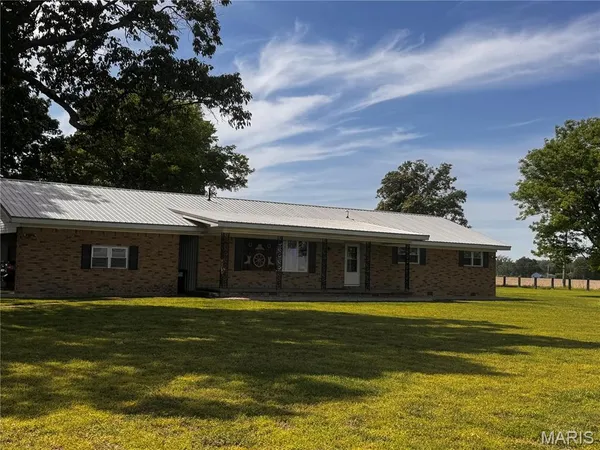 $270,000 | 40711 State Hwy MM, Malden, MO 63863