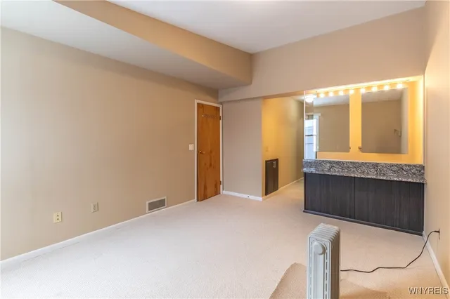 $1,750 | 1105 Youngs Road, Unit F, Amherst, NY 14221