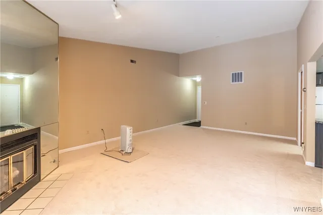 $1,750 | 1105 Youngs Road, Unit F, Amherst, NY 14221