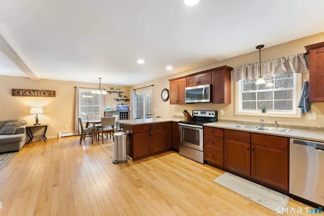 $449,900 | 43 Tatnic Hill Road, Brooklyn, CT 06234