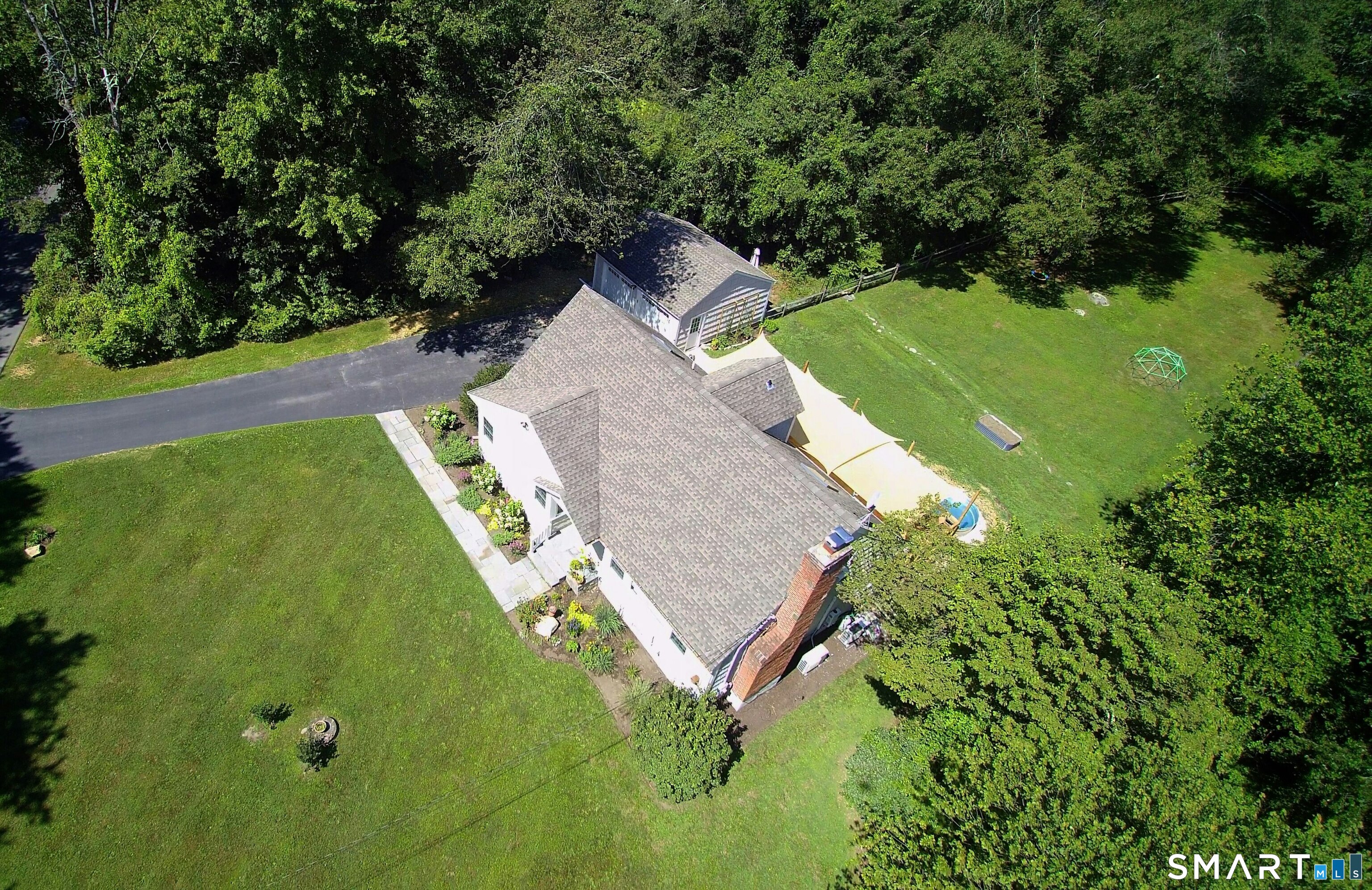 18 Head Of Meadow Road Newtown, CT 06470 - Photo 3 of 40