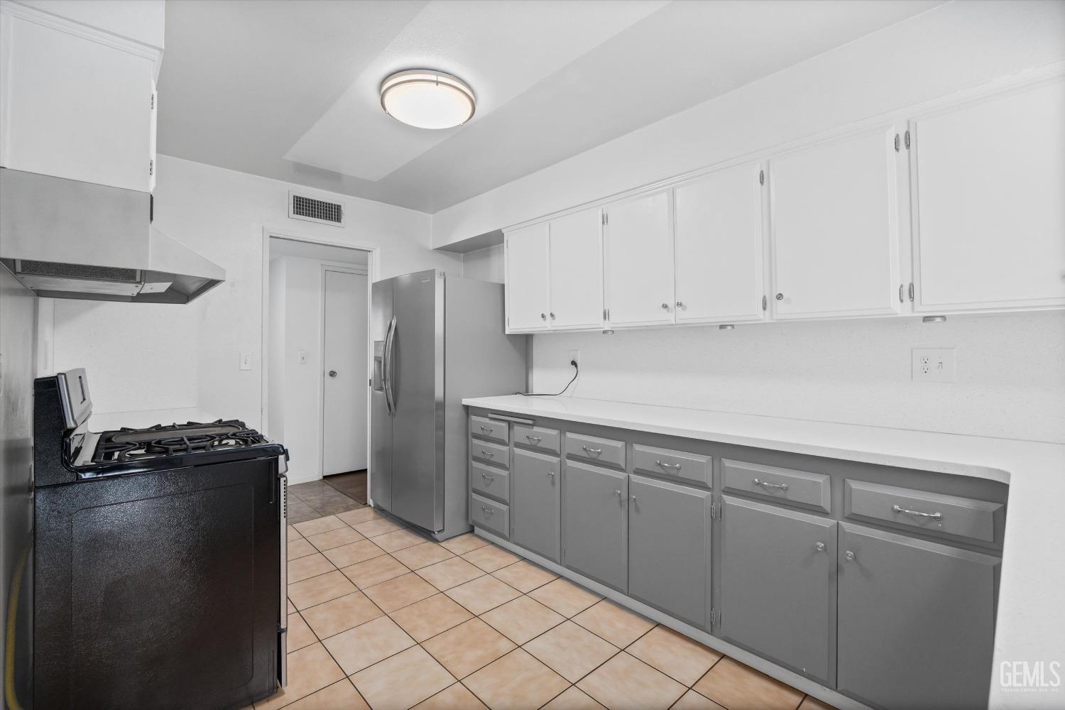 Undisclosed Address Bakersfield, CA 93309 - Photo 7 of 21