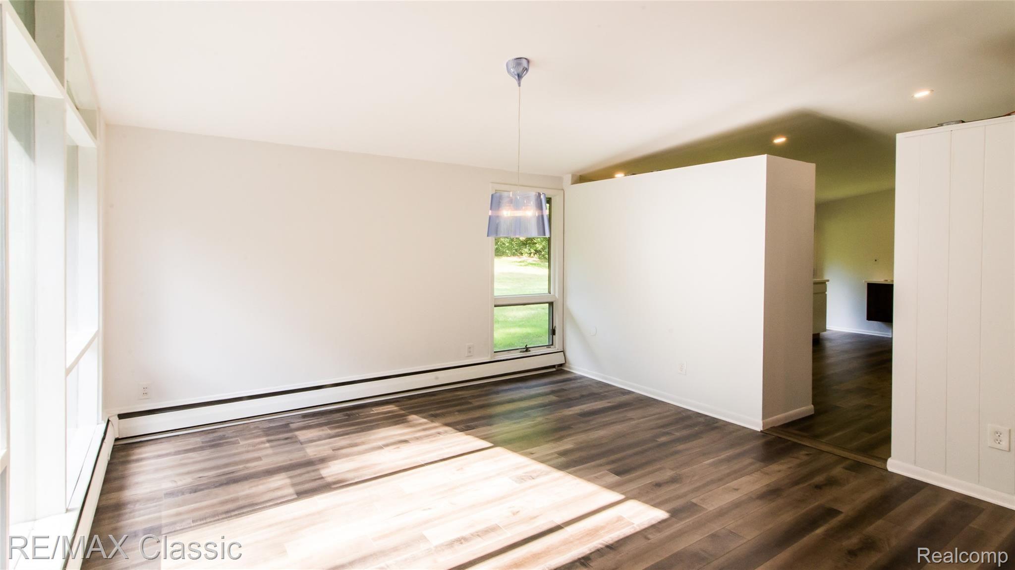 29726 Highmeadow Road Farmington, MI 48334 - Photo 29 of 52 025_32.jpg