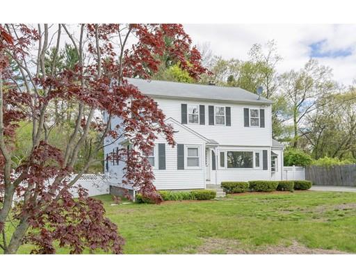 23 Rangeway Road Billerica, MA 01862 - Photo 29 of 30 a front view of a house with a garden