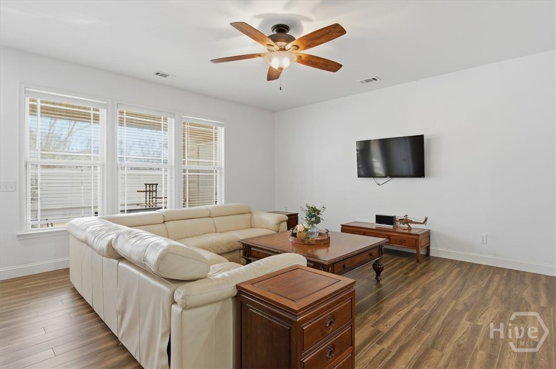 205 Durham Park Way Pooler, GA 31322 - Photo 13 of 51 Living Room