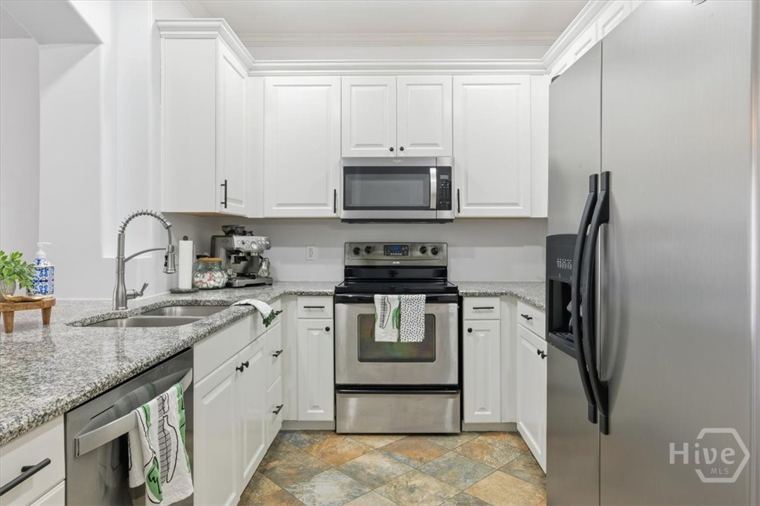 205 Durham Park Way Pooler, GA 31322 - Photo 10 of 51 Kitchen