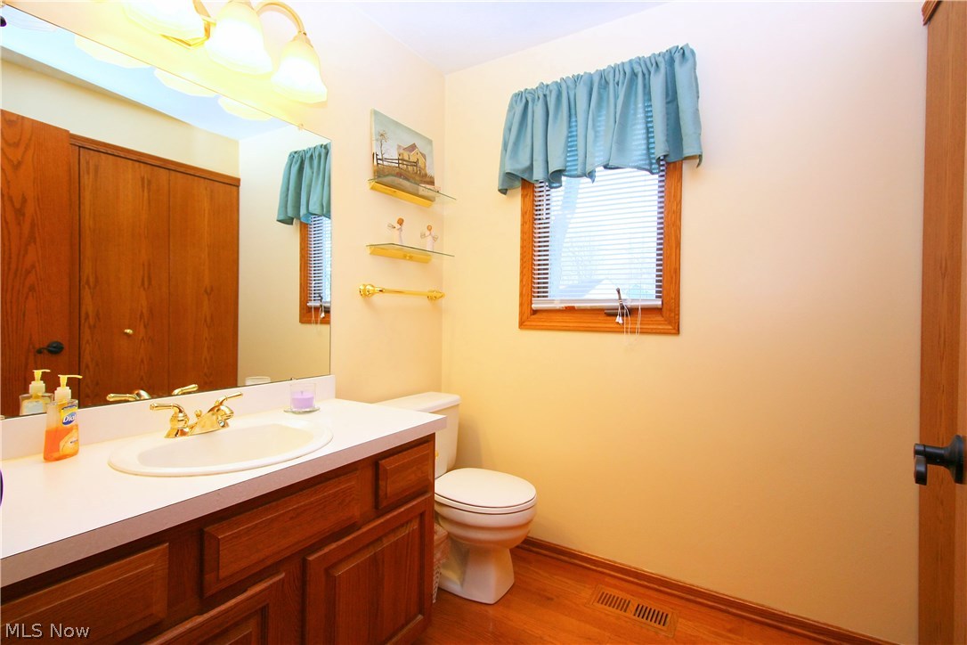 2826 Lee Road Silver Lake, OH 44224 - Photo 18 of 30