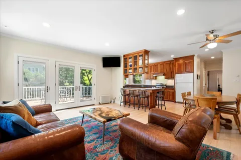$1,775,000 | 1804 Elmwood Avenue, Wilmette, IL 60091