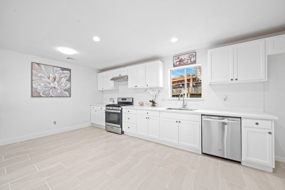 6606 Winkleman Road Houston, TX 77083 - Photo 20 of 44