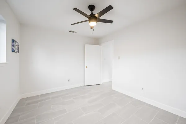 $2,500 | 6606 Winkleman Road, Houston, TX 77083