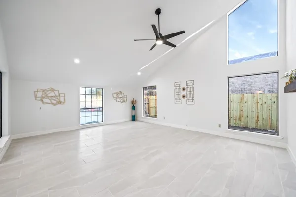 $2,500 | 6606 Winkleman Road, Houston, TX 77083