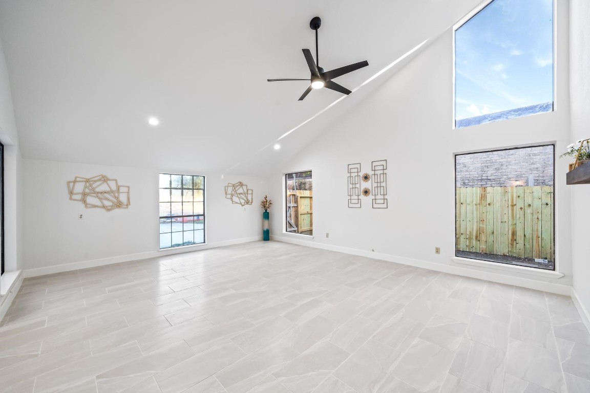 6606 Winkleman Road Houston, TX 77083 - Photo 7 of 44