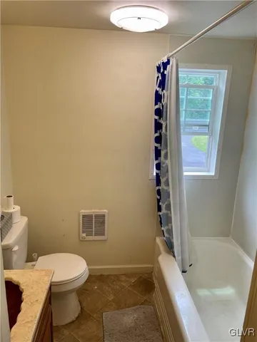 $1,300,000 | 1563 Old Highway 22, Lenhartsville, PA 19534