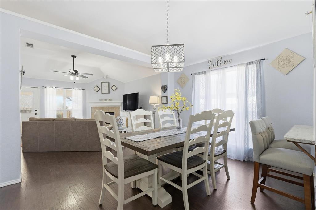 1305 Rye Glen Drive Midlothian, TX 76065 - Photo 12 of 36