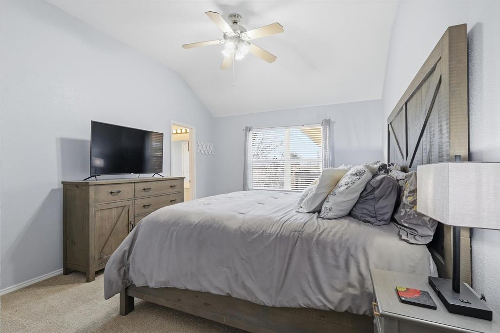 1305 Rye Glen Drive Midlothian, TX 76065 - Photo 18 of 36