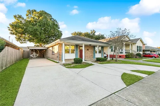 $320,000 | 6548 Pontchartrain Boulevard, New Orleans, LA 70124