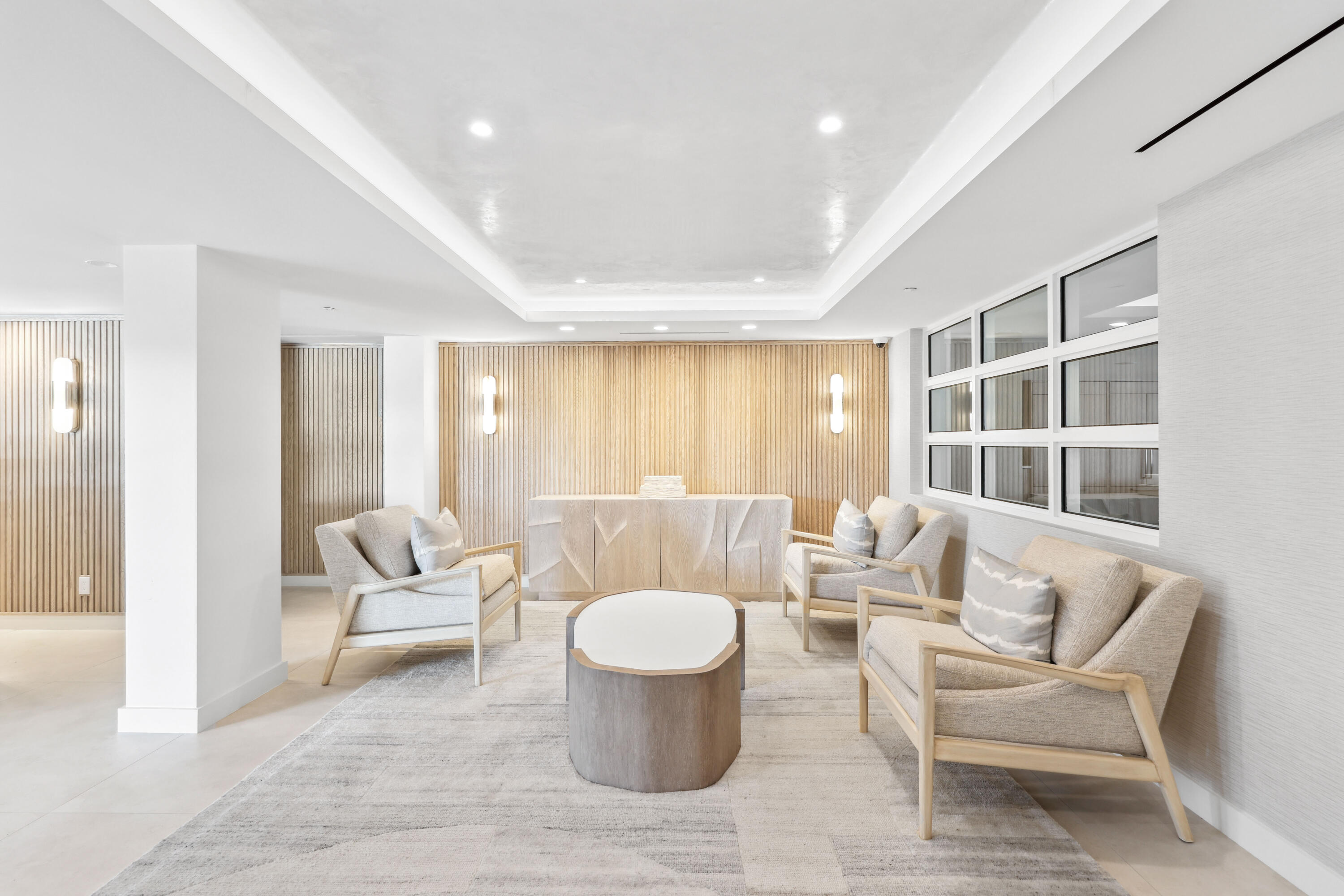 2784 South Ocean Boulevard, Unit 201E Palm Beach, FL 33480 - Photo 31 of 40 Brand New Lobby