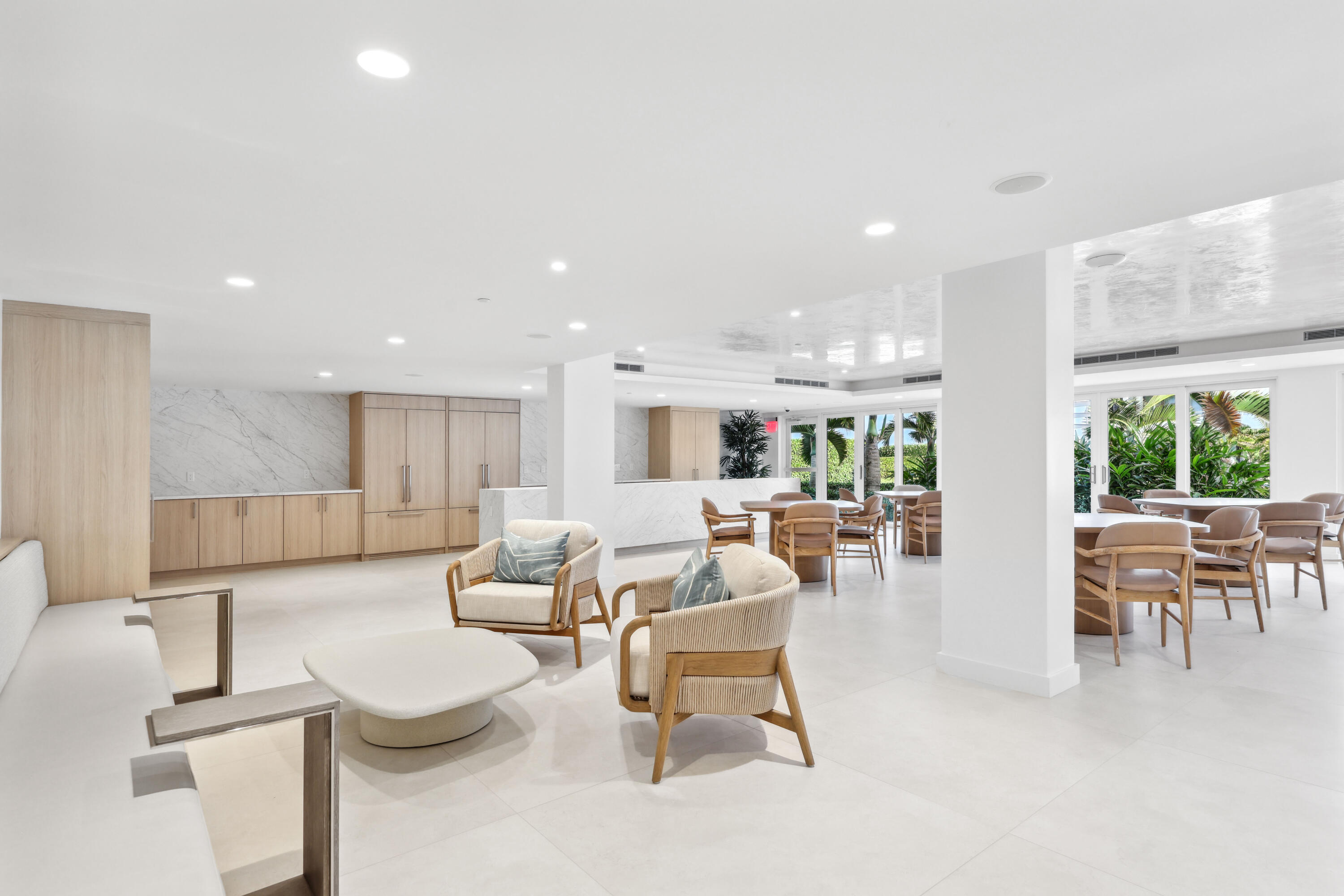 2784 South Ocean Boulevard, Unit 201E Palm Beach, FL 33480 - Photo 35 of 40 Brand New Community Room