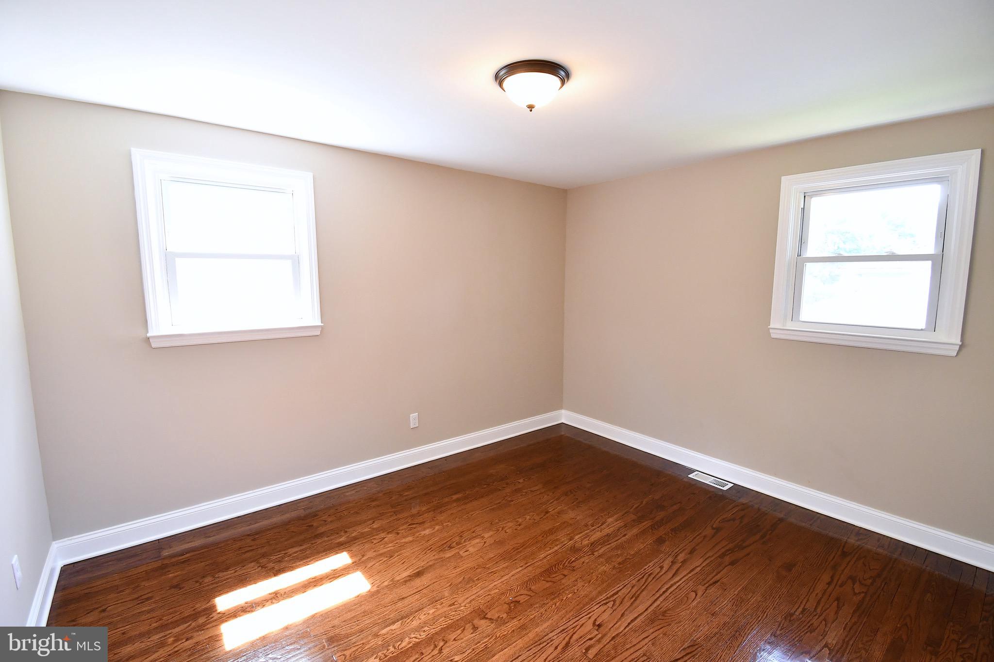 144 Ashbrook Road Cherry Hill, NJ 08034 - Photo 29 of 36 Gallery Image 29