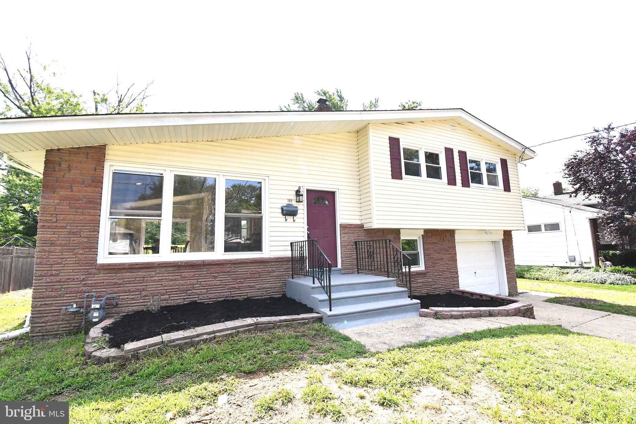 144 Ashbrook Road Cherry Hill, NJ 08034 - Photo 4 of 36 Gallery Image 4