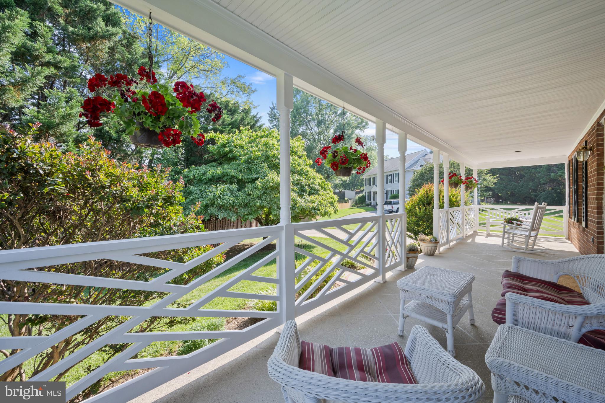 8328 Sand Cherry Lane Laurel, MD 20723 - Photo 9 of 59