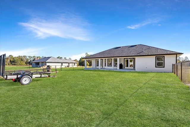 a picture of a bathroom