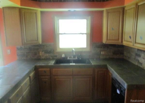 2425 Smith Road Temperance, MI 48182 - Photo 13 of 13 13.jpg